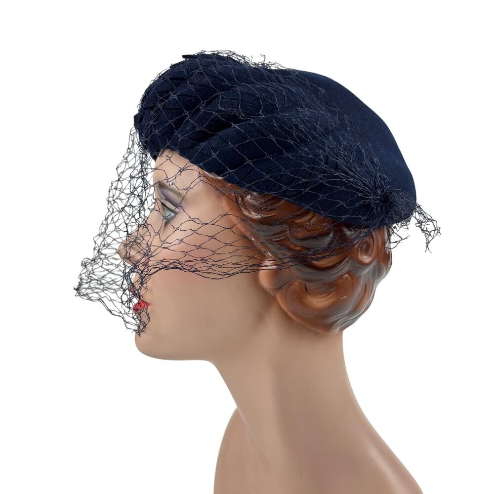 Vintage 50s Navy Hat Blue Veil Wool Scaled Calot Starling - Picture 3 of 11